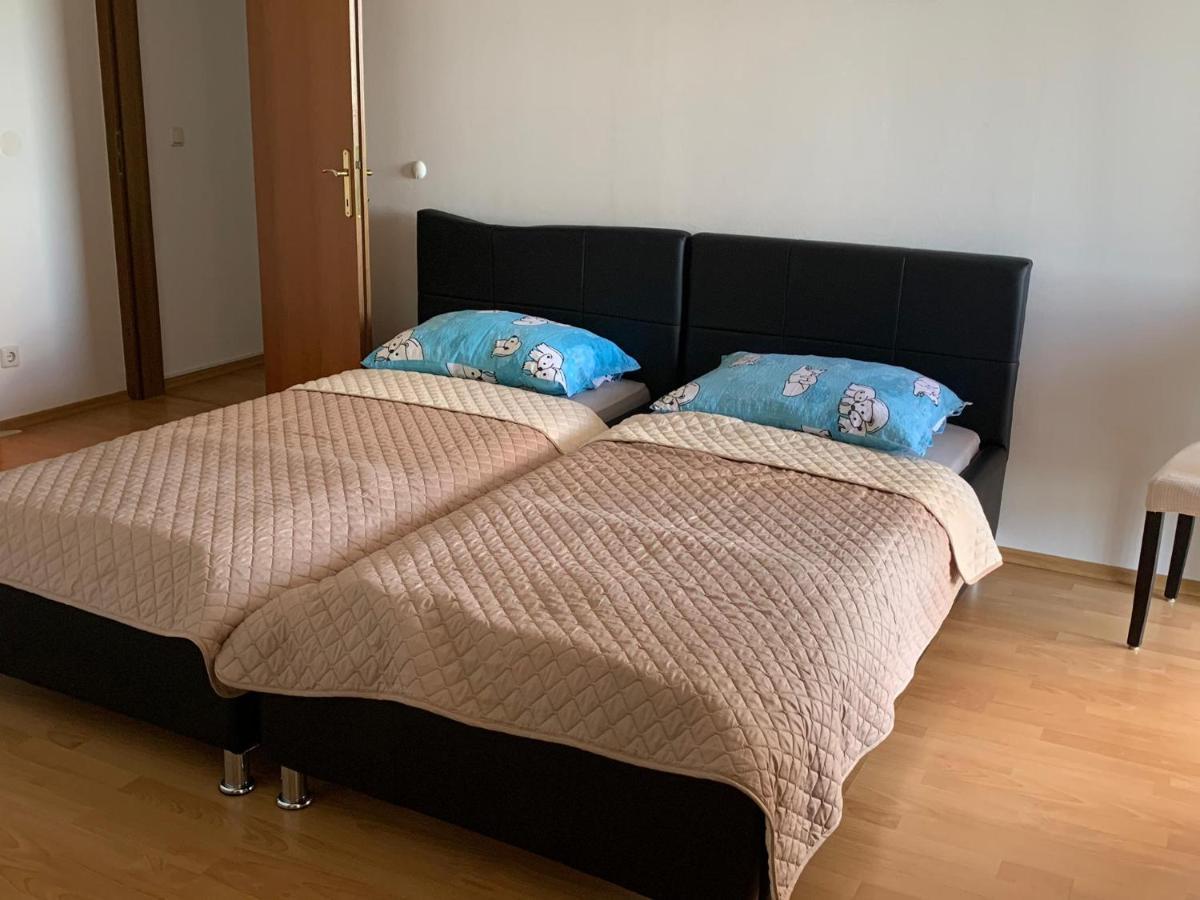 Sobe I Apartmani Til Crikvenica Exterior photo